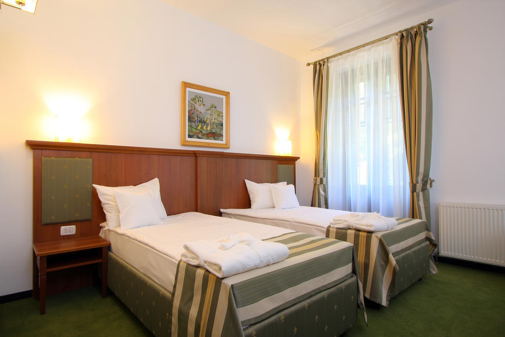 Hotel Palace Băile Govora Cameră foto